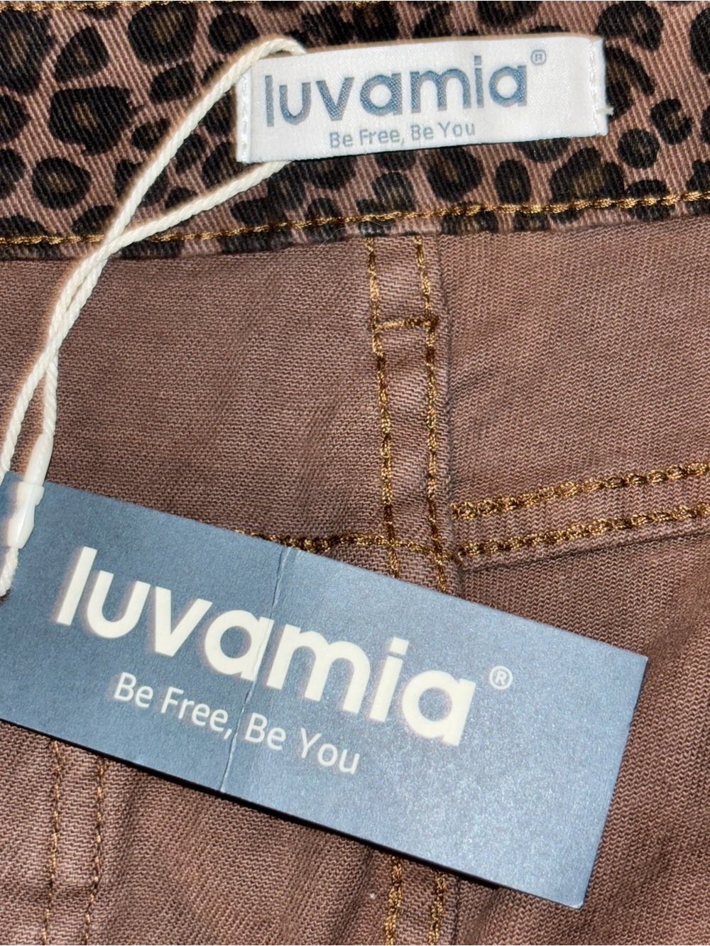 Luvamia Leopard Print Wide Leg Jeans XL High Rise Stretch Animal Print Pants NWT - Picture 4 of 8